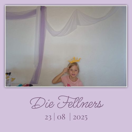 dtb2778626 32A6F4B-FB BD353794 12 collage