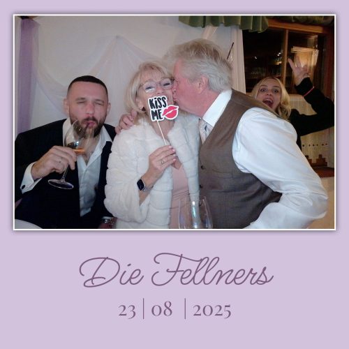 dtb2778626 32A6F4B-FB BD353794 145 collage